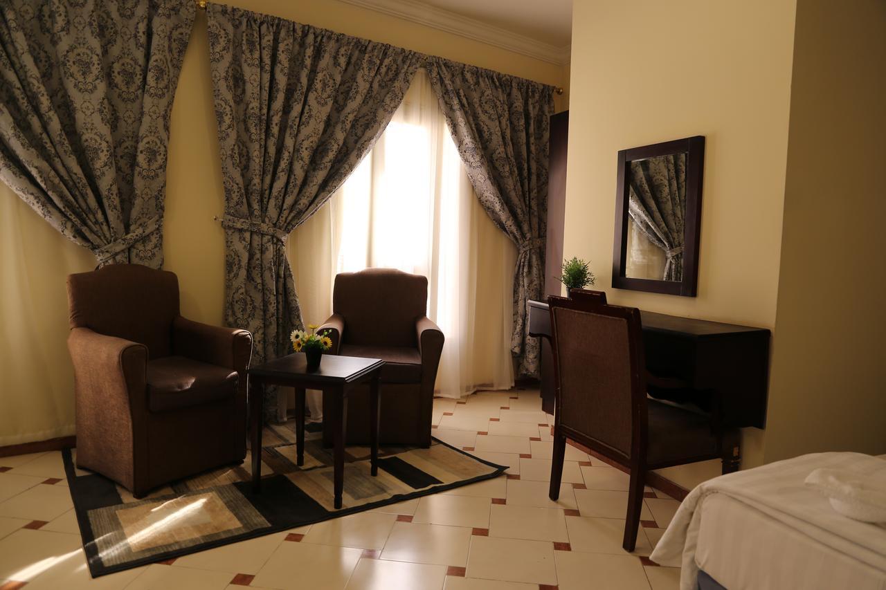 Thrawat Dar Al Khalil Al Rushad Hotel Mecca ภายนอก รูปภาพ